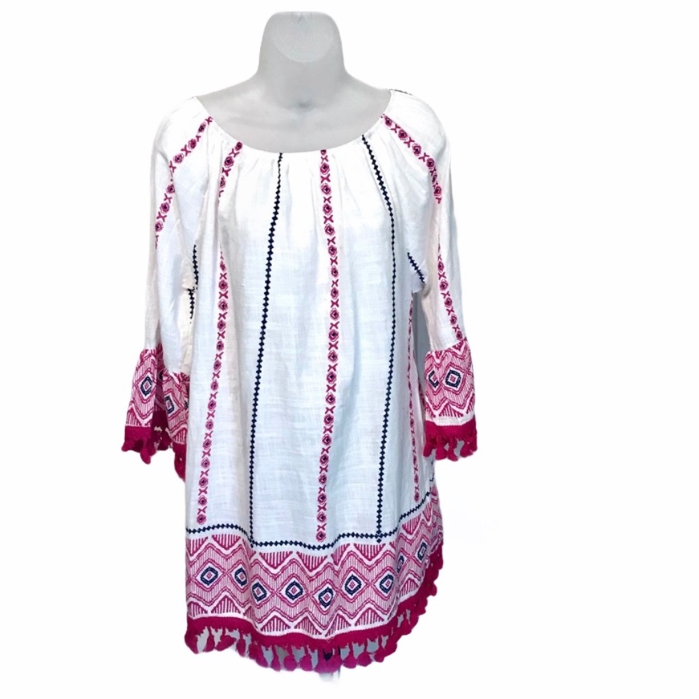 Velzera Boho Peasant Fringed Top